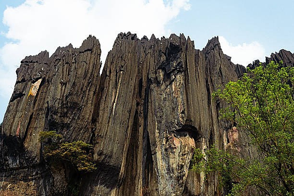 Yana rock formations